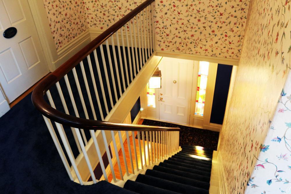 מלון Camden Windward House מראה חיצוני תמונה